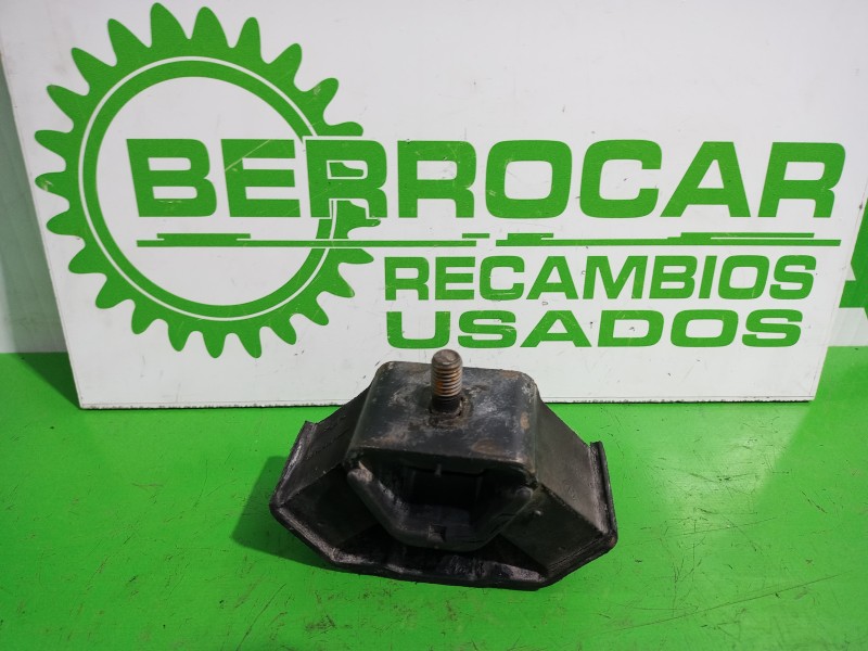 Recambio de soporte caja cambios para iveco daily caja cerrada (1999 =>) 2.8 diesel cat referencia OEM IAM 500309459EB  