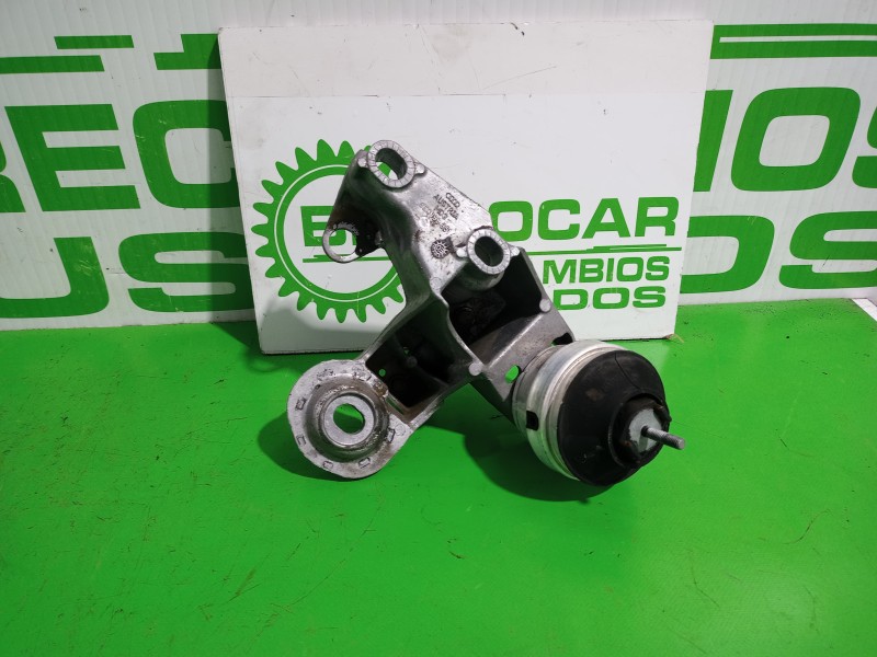 Recambio de soporte motor para volkswagen passat berlina (3b3) 1.6 referencia OEM IAM 8E0199351  
