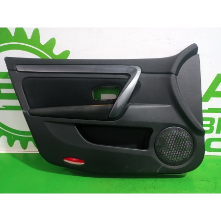 Recambio de guarnecido puerta delantera izquierda para renault laguna grandtour iii renault laguna iii grandtour referencia OEM 
