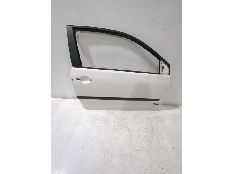 Recambio de puerta delantera derecha para volkswagen polo iv sedán (9n2, 9n4) 1.9 tdi referencia OEM IAM 6N4831056F  