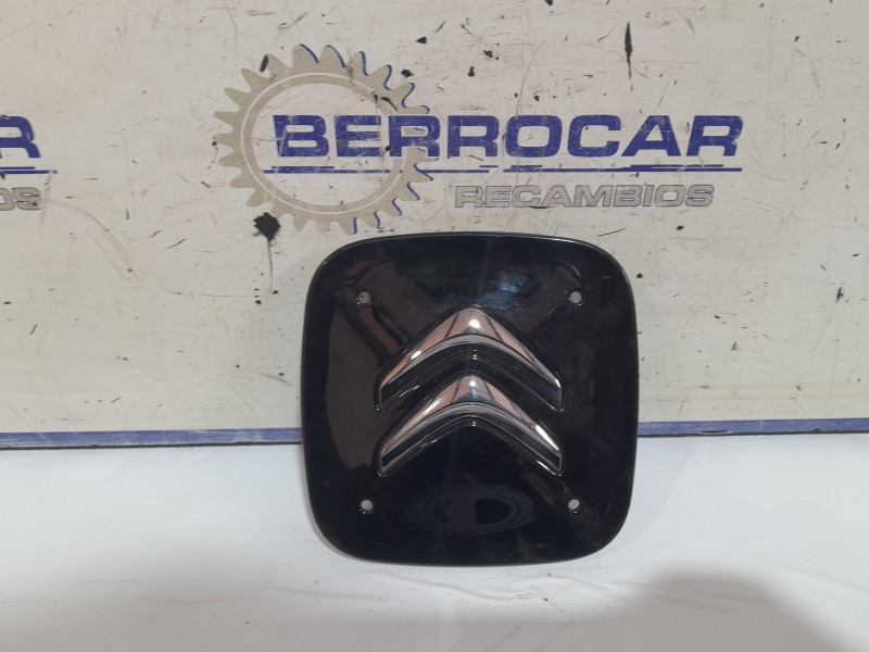 Recambio de tapacubos para citroën c3 aircross referencia OEM IAM 98031813  