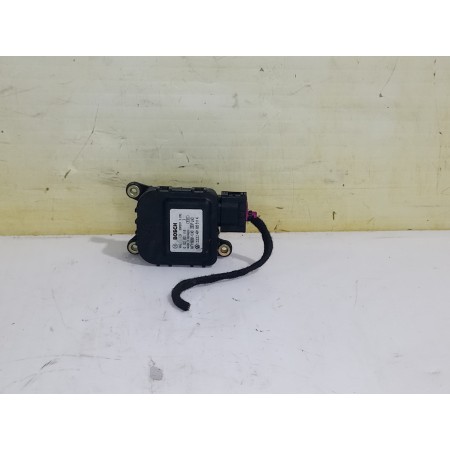 Recambio de motor apertura para audi a6 avant (4b5) 2.5 tdi quattro referencia OEM IAM 4B1820511  