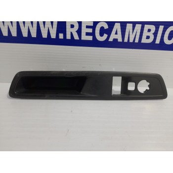 Recambio de moldura interior para toyota proace verso referencia OEM IAM 98144411ZD  