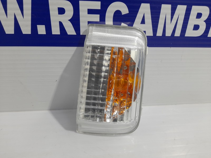 Recambio de piloto intermitente derecho para citroën jumper combi desde ´02 2.2 hdi cat referencia OEM IAM 3000500  