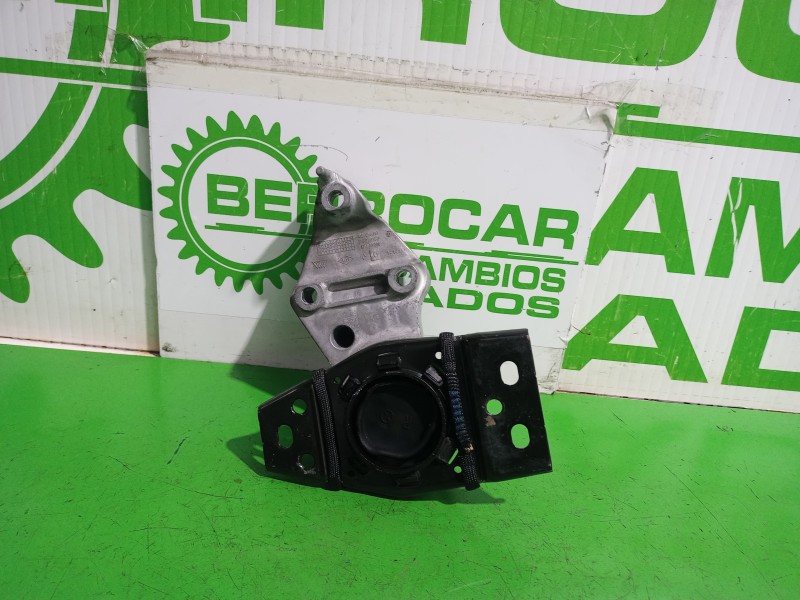 Recambio de soporte motor derecho para renault laguna grandtour iii renault laguna iii grandtour referencia OEM IAM F6020160  