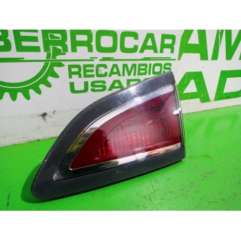 Recambio de piloto trasero derecho interior para renault scenic iii xmod bose referencia OEM IAM 26550746  