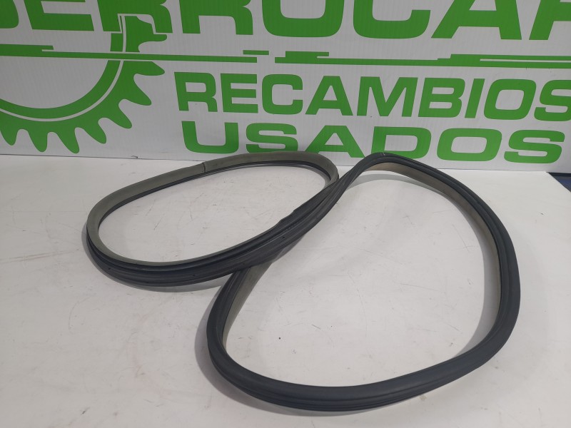 Recambio de goma contorno para renault laguna ii (bg0) 1.6 referencia OEM IAM 8200440769  