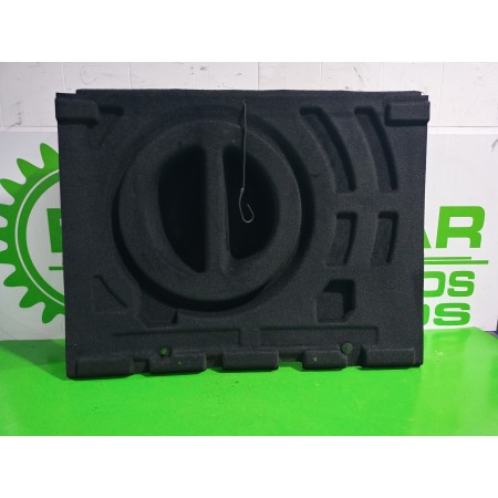 Recambio de suelo maletero para renault megane ii familiar 1.9 dci diesel referencia OEM IAM 8200128509  