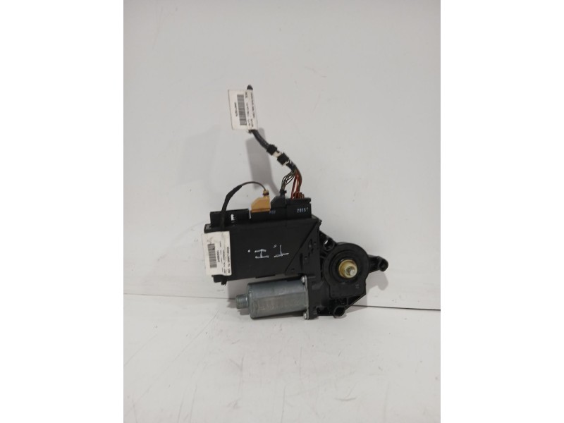 Recambio de motor elevalunas trasero izquierdo para seat exeo (3r2) 1.8 tsi referencia OEM IAM 8E0959801E  