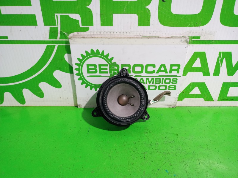 Recambio de altavoz para renault scenic iii xmod bose referencia OEM IAM 3251880020  