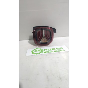 PILOTO TRASERO DERECHO 265507316R 