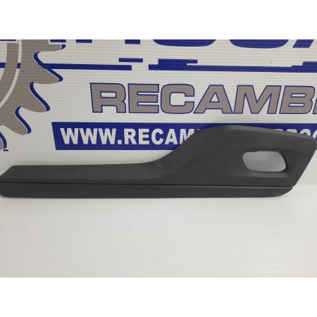 Recambio de moldura interior para toyota proace verso referencia OEM IAM 98091768  