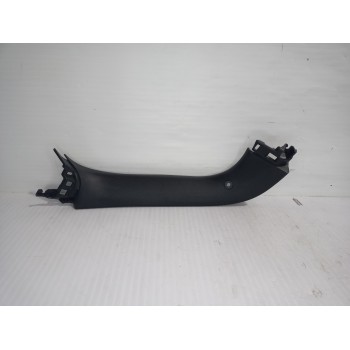 Recambio de moldura izquierda para kia niro (sg2) hybrid concept referencia OEM IAM 81730AT000  