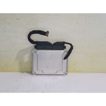 Recambio de centralita motor uce para audi a6 avant (4b5) 2.5 tdi quattro referencia OEM IAM 4Z7907401A  