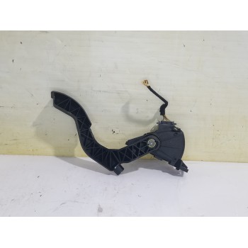 Recambio de pedal acelerador para audi a6 avant (4b5) 2.5 tdi quattro referencia OEM IAM 8D1721523F  