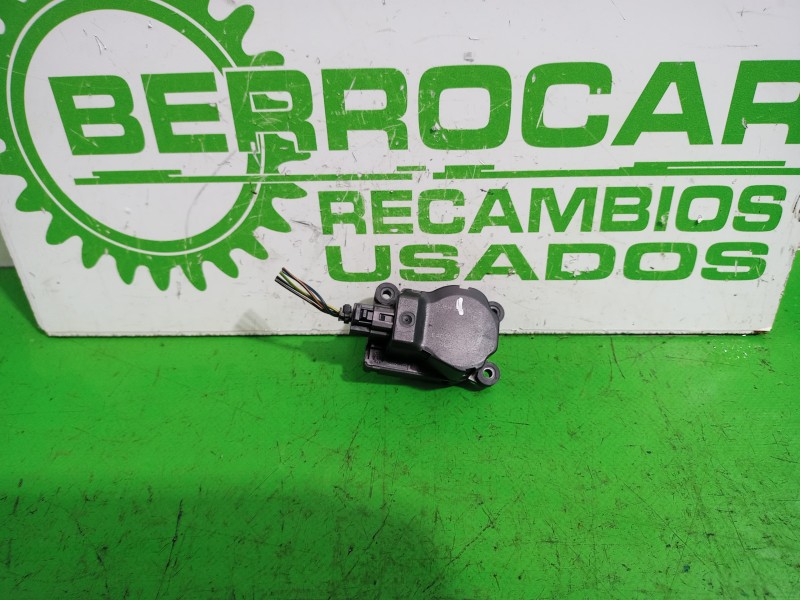 Recambio de motor apertura trampilla para ford focus berlina (cap) 1.6 16v cat referencia OEM IAM 3M5H19E616AB  