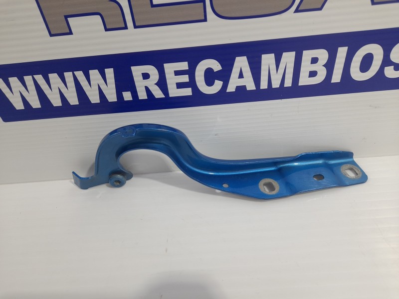 Recambio de bisagras para mercedes-benz clase b (w246) referencia OEM IAM A2468800328  