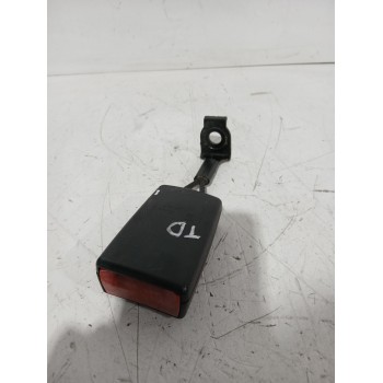 Recambio de enganche cinturon trasero derecho para opel astra h (a04) 1.7 cdti (l48) referencia OEM IAM 401266978  