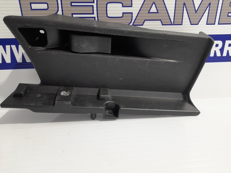 Recambio de moldura interior para renault megane iii sport tourer referencia OEM IAM 849500029R  