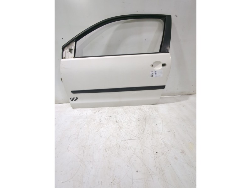 Recambio de puerta delantera izquierda para volkswagen polo iv sedán (9n2, 9n4) 1.9 tdi referencia OEM IAM 6N4831055F  