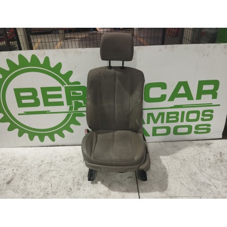 Recambio de asiento delantero izquierdo para renault megane ii familiar 1.9 dci diesel referencia OEM IAM 7701054007  