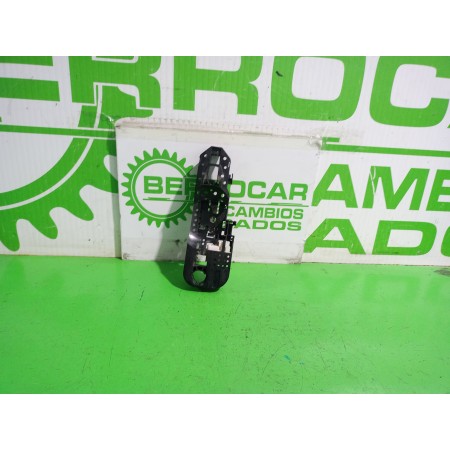 Recambio de maneta exterior delantera derecha para renault scenic iii xmod bose referencia OEM IAM 806060041R  