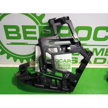 SOPORTE PARAGOLPE TRASERO 9686699680 