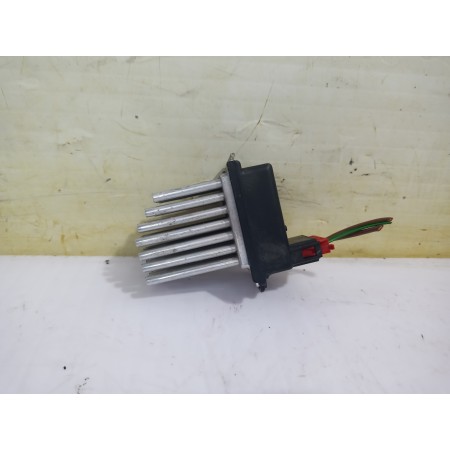 Recambio de resistencia calefaccion para audi a6 avant (4b5) 2.5 tdi quattro referencia OEM IAM 4B0820521  