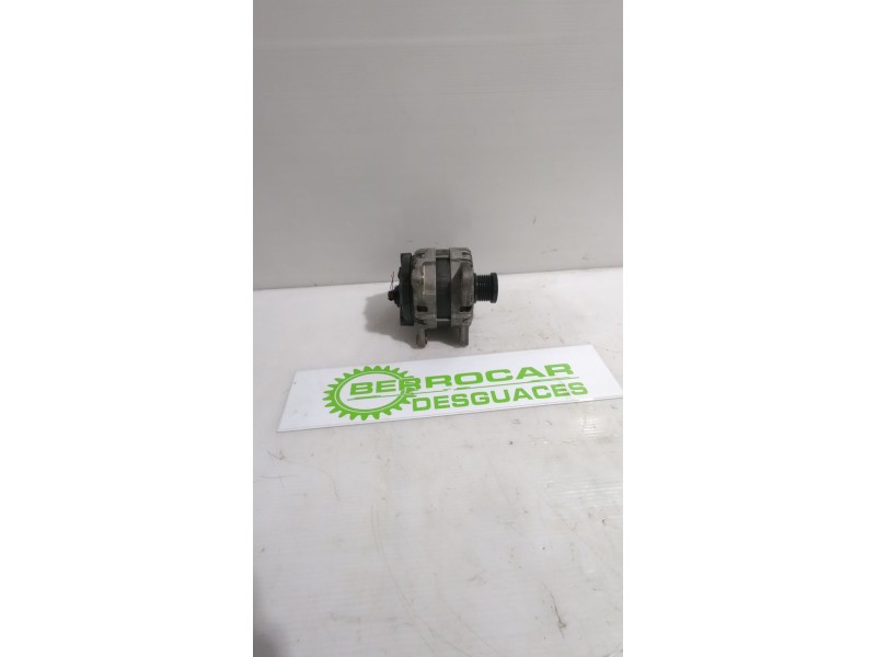 Recambio de alternador para dacia duster (hm_) 1.0 tce 90 referencia OEM IAM 231004473R  