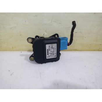 Recambio de motor apertura trampillas climatizador para audi a6 avant (4b5) 2.5 tdi quattro referencia OEM IAM 4B1820511C  