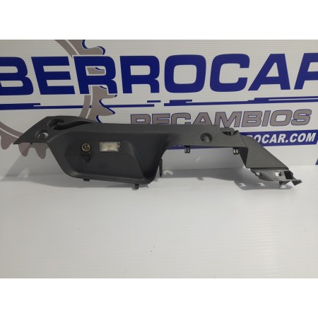 Recambio de moldura maletero para renault megane iii sport tourer referencia OEM IAM 799120022R  