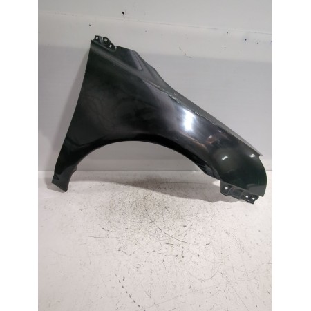 Recambio de aleta delantera derecha para toyota avensis sedán (_t25_) 2.0 d-4d (adt250_) referencia OEM IAM 5381105020  