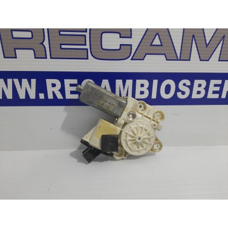 Recambio de motor elevalunas delantero derecho para opel vectra c berlina 2.0 dti referencia OEM IAM 9178988  