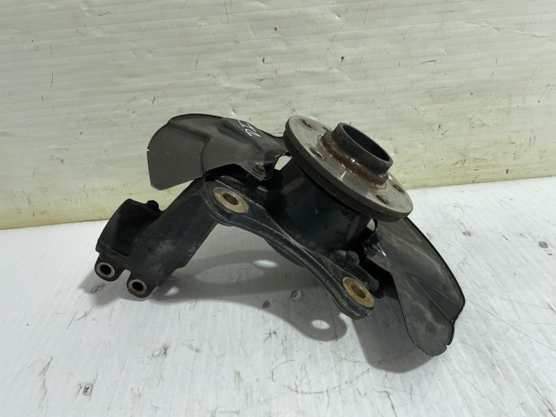 Recambio de mangueta delantera izquierda para volkswagen transporter t6 t6 caravelle trendline referencia OEM IAM 7H0407257G  