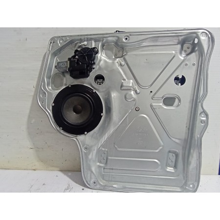 Recambio de elevalunas delantero derecho para volkswagen transporter t6 t6 caravelle trendline referencia OEM IAM E038223010A  