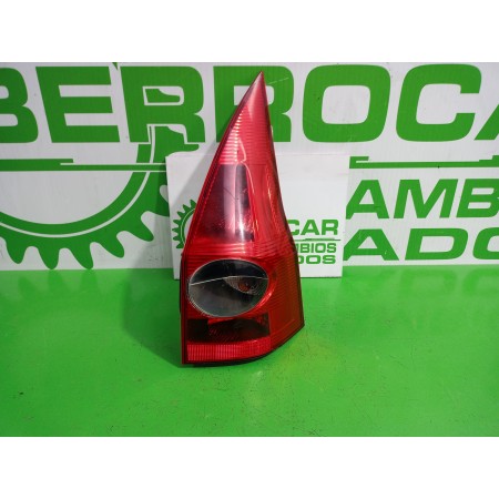 Recambio de piloto trasero derecho para renault megane ii familiar 1.9 dci diesel referencia OEM IAM 96489202  