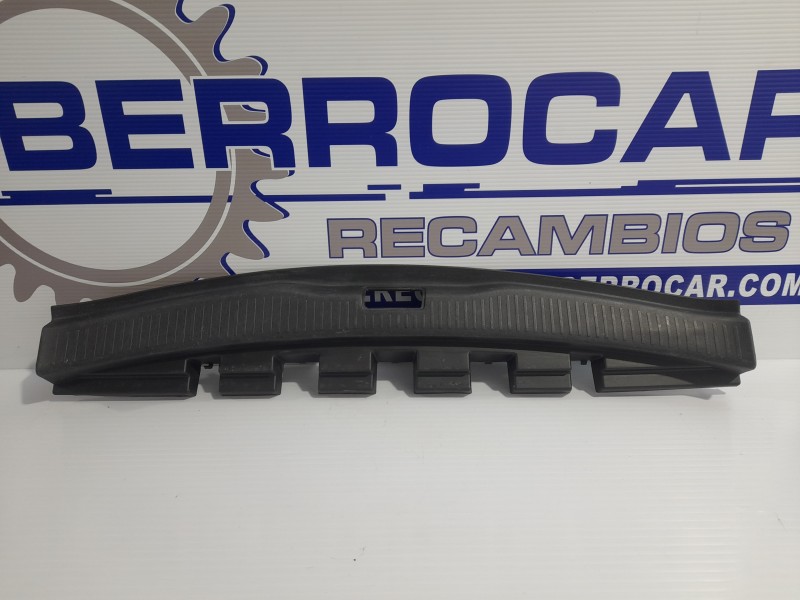 Recambio de moldura para renault megane iii sport tourer referencia OEM IAM 849210001R  