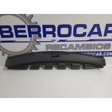 Recambio de moldura para renault megane iii sport tourer referencia OEM IAM 849210001R  