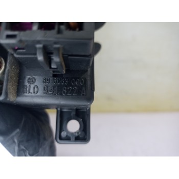 Recambio de caja reles / fusibles para audi a6 avant (4b5) 2.5 tdi quattro referencia OEM IAM 8L0941822A  
