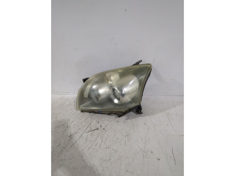 Recambio de faro izquierdo para toyota avensis sedán (_t25_) 2.0 d-4d (adt250_) referencia OEM IAM 8117005212  