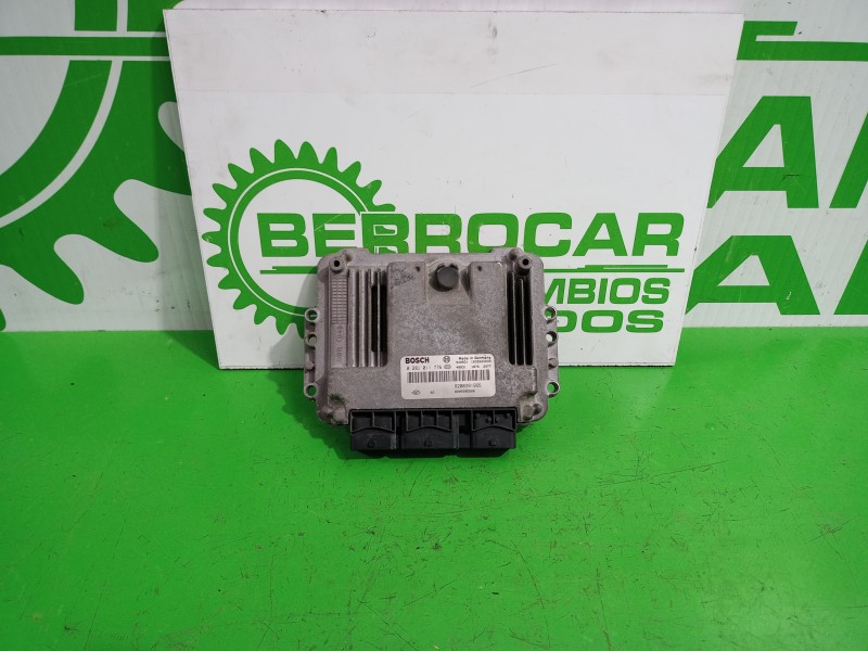 Recambio de centralita motor uce para renault megane ii familiar 1.9 dci diesel referencia OEM IAM 8200386508 / 8200391966  