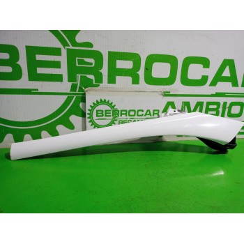 Recambio de moldura para renault scenic iii xmod bose referencia OEM IAM T0000101575  