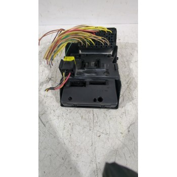 CAJA RELES / FUSIBLES 7703297929 