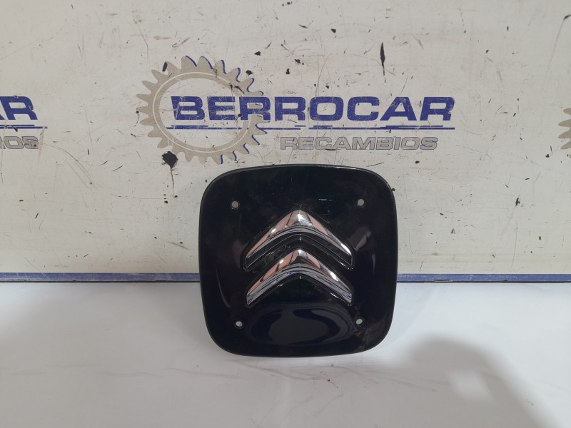 Recambio de tapacubos para citroën c3 aircross referencia OEM IAM 98031813  