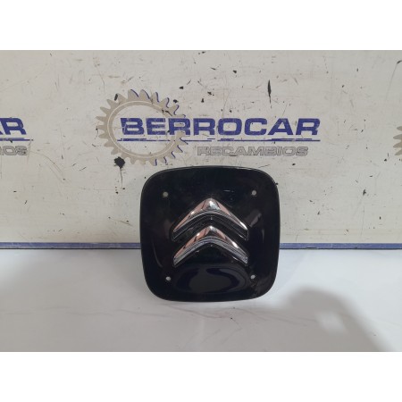 Recambio de tapacubos para citroën c3 aircross referencia OEM IAM 98031813  
