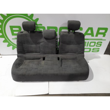 Recambio de asientos traseros para renault laguna ii (bg0) 1.6 referencia OEM IAM 7701058425  