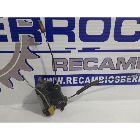 Recambio de cerradura puerta delantera derecha para opel vectra c berlina 2.0 dti referencia OEM IAM 13157762  