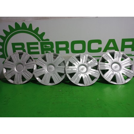 Recambio de tapacubos para ford fiesta (cbk) fun referencia OEM IAM 2S611130CA  