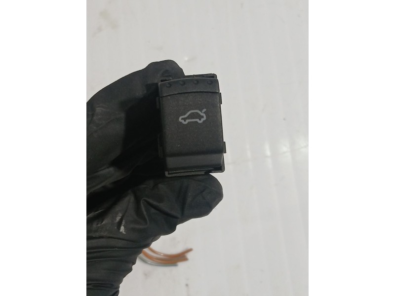 Recambio de interruptor para volkswagen passat berlina (3b3) advance referencia OEM IAM 1J0959831A  