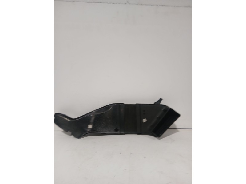 Recambio de tubo filtro aire para seat exeo (3r2) 1.8 tsi referencia OEM IAM 8E0129617D  